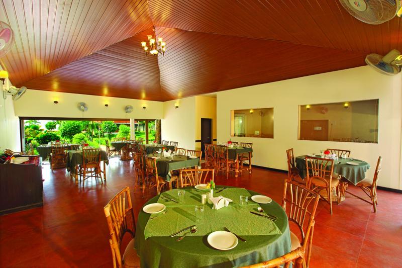 Leisure Vacations Gold Field Lake Resort, Kumarakom Exterior foto