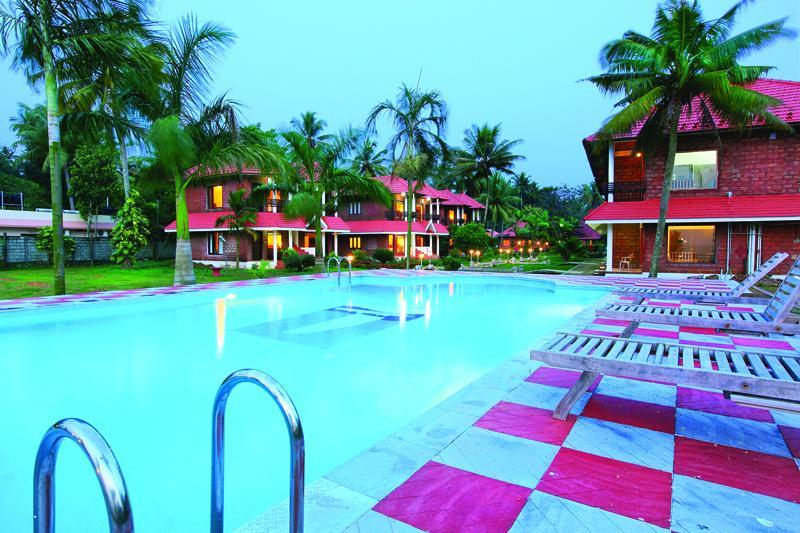 Leisure Vacations Gold Field Lake Resort, Kumarakom Exterior foto