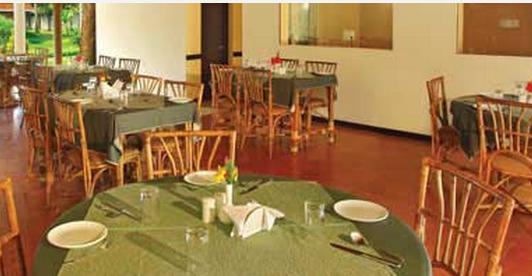 Leisure Vacations Gold Field Lake Resort, Kumarakom Exterior foto